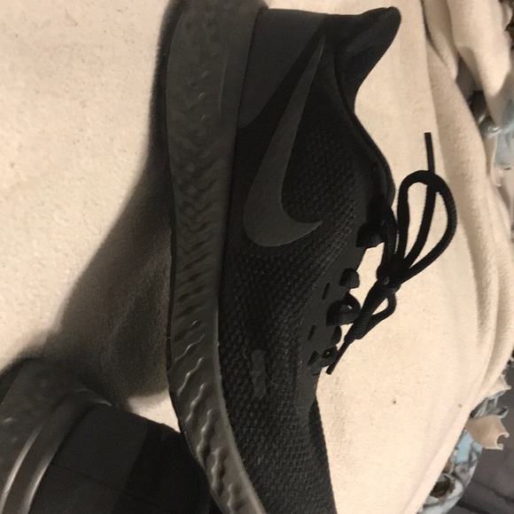 Black Nikes - Picture 2 of 3